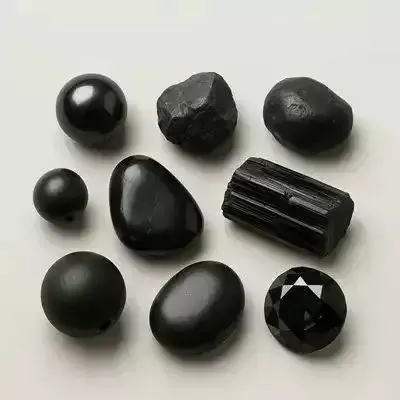 Черни камъни