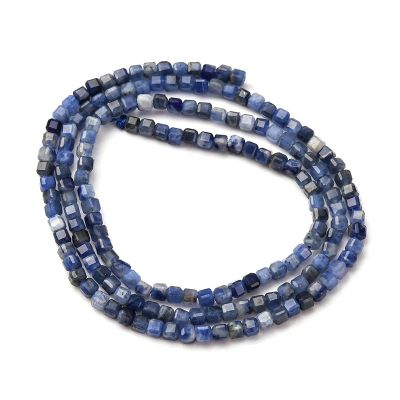 2 Содалит мъниста с кубична форма и размер 2.5мм