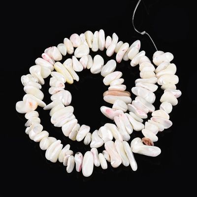 2 Чипс от черупки на морски охлюв Trochide, бял флорален цвят