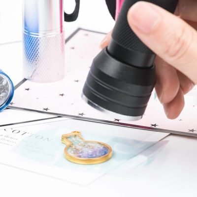  Фенерче за сушене на лепило и лакове с UV 395nm светлина, черно 97x36 мм- 1 бр